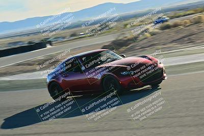 media/Dec-13-2025-Extreme Speed (Sat) [[d129ecb0b9]]/Beginner/Session 3 (Turn 5)/